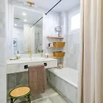 Apartament Con Piscina. Naranjos De Marbella