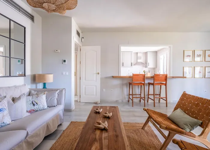 Apartman Con Piscina. Naranjos De *