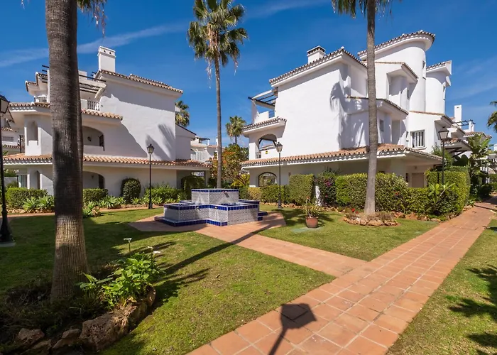 Con Piscina. Naranjos De Апартаменты